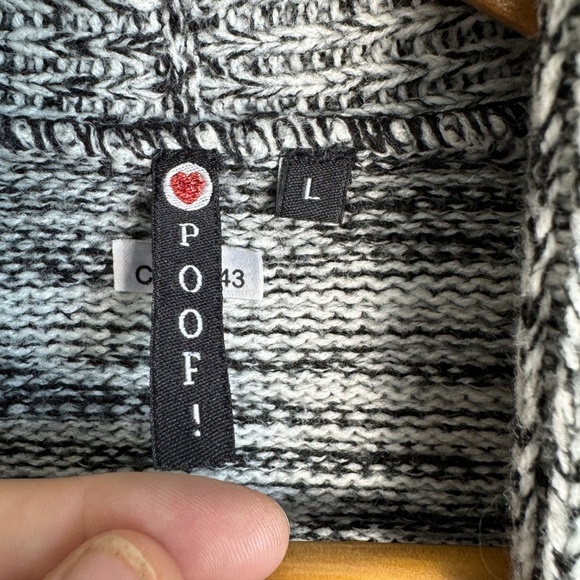 Poof Women's Black + White Open Front Long Sleeve Cardigan Sweater Size Large - Picture 3 of 12